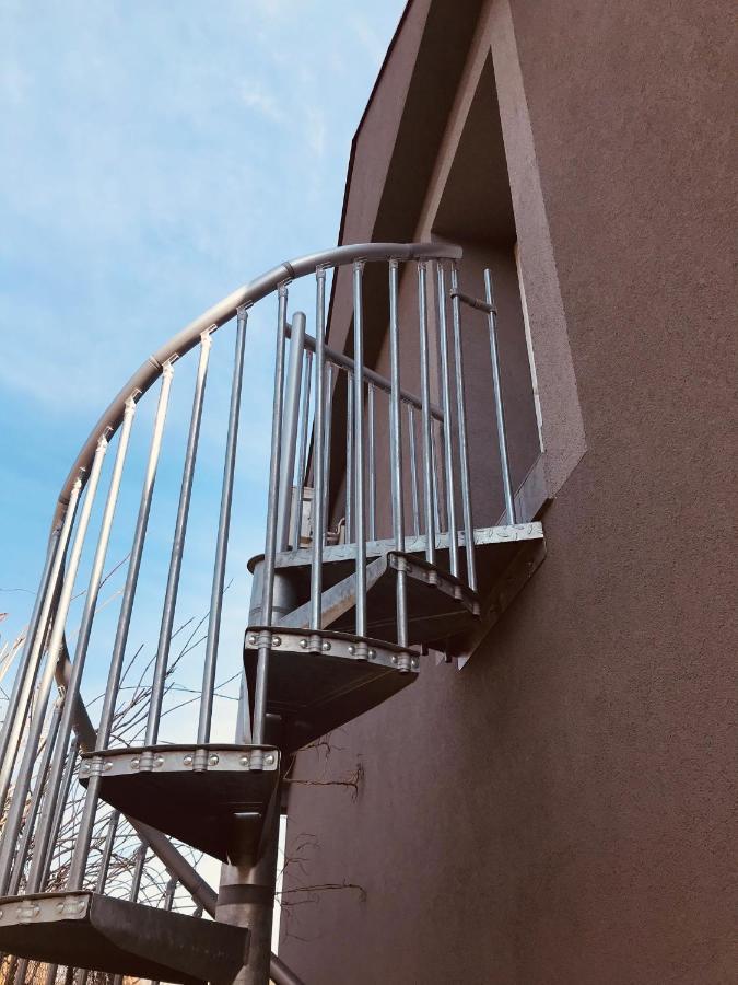 Apartman U Zamecke Dyje Ледніце Екстер'єр фото
